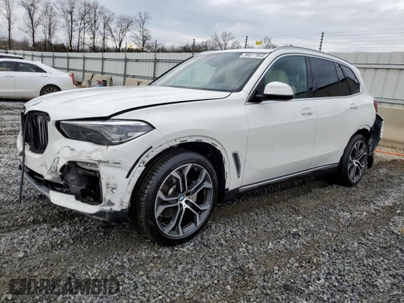 2021 BMW X5 sDrive40i with VIN 5UXCR4C04M9E30879, listed as a Copart auction lot 39577953 with 19,276 mi miles. Bid and sale history available at carsss.com. Image 1.