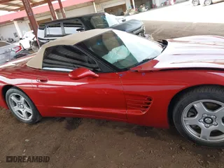 1998 Chevrolet Corvette with VIN 1G1YY32G8W5130250, listed as a IAAI auction lot 41881653 with 19,800 mi miles. Bid and sale history available at carsss.com. Image 13.