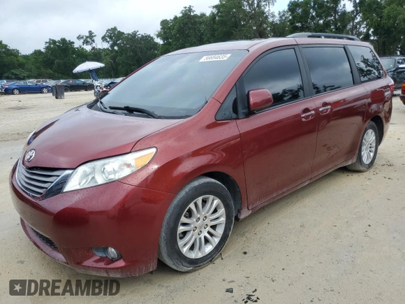 2015 Toyota Sienna XLE with VIN 5TDYK3DC4FS643881, listed as a Copart auction lot 56684635 with 137,781 mi miles and Salvage Title. Bid and sale history available at DreamBid. Image 1.