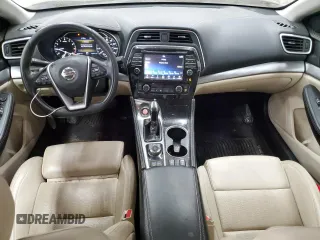 2017 Nissan Maxima SV z VIN 1N4AA6AP6HC427201, wystawiony jako Copart lot #47111495 z przebiegiem 57 047 mil mil oraz Szkoda całkowita • Salvage title. Historia ofert i sprzedaży dostępna na DreamBid. Obrazek 8.