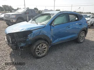 2017 Hyundai Tucson SE with VIN KM8J3CA40HU497758, listed as a IAAI auction lot 40387586 with 118,800 mi miles. Bid and sale history available at carsss.com. Image 18.