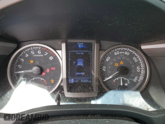 2020 Toyota Tacoma SR5 z VIN 3TMAZ5CN0LM115004, wystawiony jako Copart lot #55343295 z przebiegiem 82 865 mil mil oraz Nie do naprawy • Non repairable. Historia ofert i sprzedaży dostępna na DreamBid. Obrazek 9.