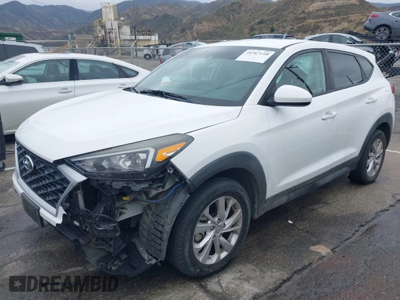 2019 Hyundai Tucson SE with VIN KM8J23A48KU026984, listed as a IAAI auction lot 41767118 with 72,647 mi miles. Bid and sale history available at carsss.com. Image 2.