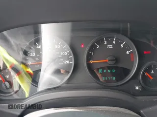 2013 Jeep Patriot Sport с VIN 1C4NJRBB6DD129381, выставлен на аукционе IAAI как лот 42304683 с пробегом 93 778 миль миль и . История ставок и продаж доступна на DreamBid. Изображение 7.