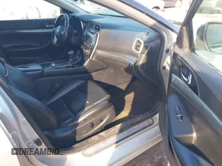 2018 Nissan Maxima SV with VIN 1N4AA6AP7JC375132, listed as a IAAI auction lot 41105988 with 200,877 mi miles and . Bid and sale history available at DreamBid. Image 5.