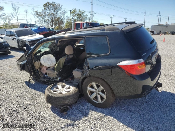 2008 Toyota Highlander with VIN JTEDS41A282053479, listed as a Copart auction lot 82433584 with 0 mi miles and Non Repairable. Bid and sale history available at carsss.com. Image 2.