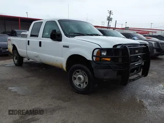 2007 Ford Super Duty F-250 XL with VIN 1FTSW21587EA19843, listed as a IAAI auction lot 41393730 with 205,542 mi miles. Bid and sale history available at carsss.com. Image 1.