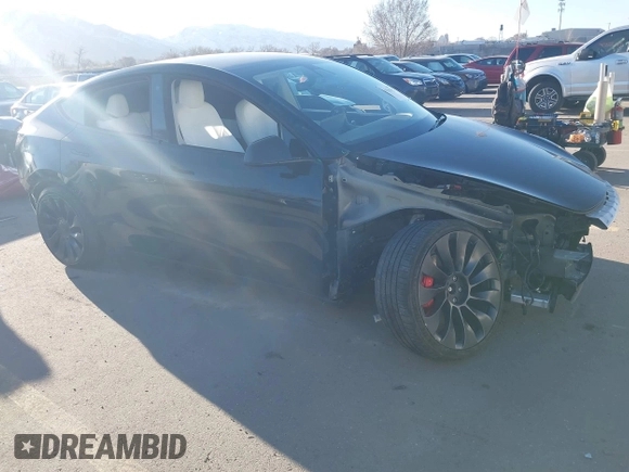 2022 Tesla Model Y Performance with VIN 7SAYGDEF0NF447541, listed as a IAAI auction lot 41762592 with 41,204 mi miles and . Bid and sale history available at DreamBid. Image 1.