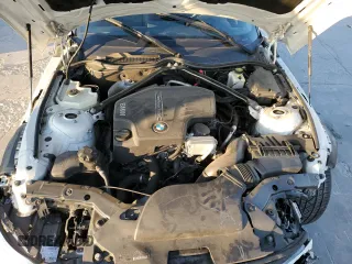 2014 BMW Z4 sDrive28i with VIN WBALL5C52EJ105050, listed as a Copart auction lot 82925334 with 0 mi miles and Salvage Title. Bid and sale history available at carsss.com. Image 11.