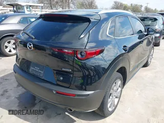 2022 Mazda CX-30 2.5 S Select Package with VIN 3MVDMBBL0NM414780, listed as a IAAI auction lot 41756455 with 29,017 mi miles. Bid and sale history available at carsss.com. Image 4.