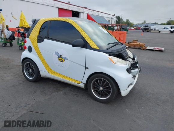 2008 Smart fortwo Pure z VIN WMEEJ31X18K126191, wystawiony jako IAAI lot #42045070 z przebiegiem 149 361 mil mil oraz . Historia ofert i sprzedaży dostępna na DreamBid. Obrazek 1.