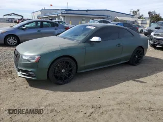 2013 Audi S5 Premium Plus with VIN WAUCGAFR7DA020439, listed as a Copart auction lot 46457845 with 122,944 mi miles and Salvage Title. Bid and sale history available at carsss.com. Image 1.