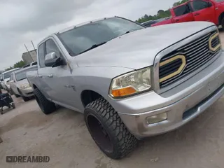 2009 Dodge Ram 1500 SLT with VIN 1D3HB18T59S773170, listed as a IAAI auction lot 41927396 with 297,740 mi miles. Bid and sale history available at carsss.com. Image 1.