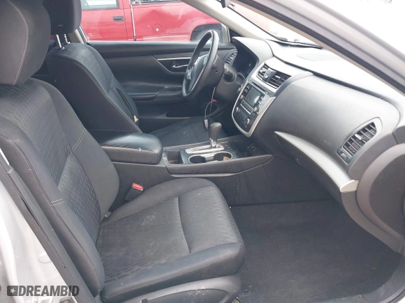 2016 Nissan Altima 2.5 SL with VIN 1N4AL3AP7GC245630, listed as a IAAI auction lot 42081121 with 265,492 mi miles. Bid and sale history available at carsss.com. Image 5.