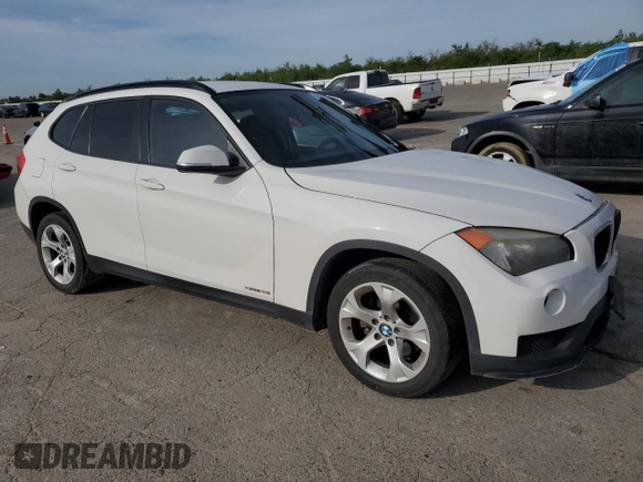 2015 BMW X1 sDrive28i with VIN WBAVM1C58FVZ93621, listed as a Copart auction lot 49897325 with 72,884 mi miles and Salvage Title. Bid and sale history available at carsss.com. Image 4.