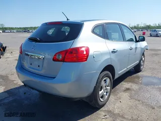 2015 Nissan Rogue Select S with VIN JN8AS5MT2FW163467, listed as a IAAI auction lot 41992066 with 36,542 mi miles. Bid and sale history available at carsss.com. Image 4.