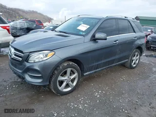 2017 Mercedes-Benz GLE with VIN 4JGDA5HB8HA848596, listed as a IAAI auction lot 41401038 with 88869 miles. Bid and sale history available at carsss.com. Image 18.