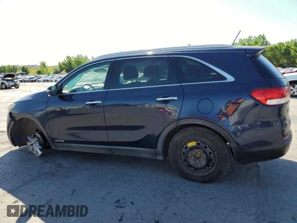 2017 Kia Sorento LX with VIN 5XYPGDA5XHG334764, listed as a Copart auction lot 62677035 with 60,488 mi miles and Salvage title. Bid and sale history available at DreamBid. Image 2.