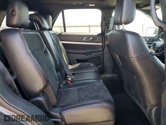 2018 Ford Explorer XLT с VIN 1FM5K7D86JGC55667, выставлен на аукционе Copart как лот 52615085 с пробегом 119 020 миль миль и Списание • Salvage title. История ставок и продаж доступна на DreamBid. Изображение 11.