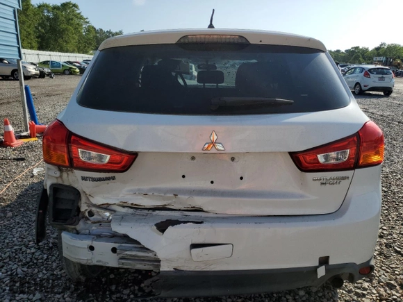 2016 Mitsubishi Outlander ES z VIN JA4AP3AU2GZ064690, wystawiony jako Copart lot #57950975 z przebiegiem Nie podano mil oraz Czysty tytuł • Clean title. Historia ofert i sprzedaży dostępna na DreamBid. Obrazek 6.