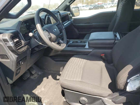 2022 Ford F-150 XL z VIN 1FTEX1EP5NKD35795, wystawiony jako Copart lot #53801345 z przebiegiem 42 469 mil mil oraz Szkoda całkowita • Salvage title. Historia ofert i sprzedaży dostępna na DreamBid. Obrazek 7.