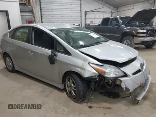 2011 Toyota Prius I with VIN JTDKN3DUXB5339914, listed as a IAAI auction lot 42060694 with 207,481 mi miles. Bid and sale history available at carsss.com. Image 1.