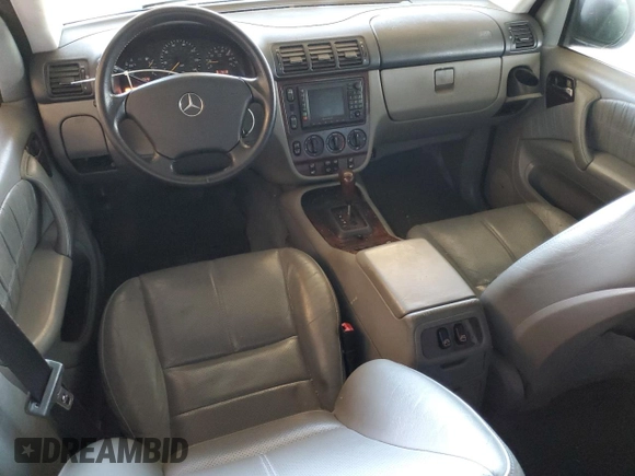 2001 Mercedes-Benz M 320/430/500 with VIN 4JGAB72E61A260183, listed as a Copart auction lot 58892655 with 71,651 mi miles and Clean title. Bid and sale history available at DreamBid. Image 8.