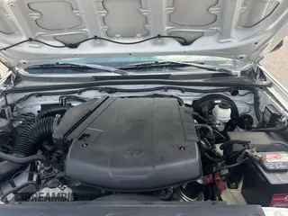 2015 Toyota Tacoma with VIN 3TMLU4EN9FM191419, listed as a Copart auction lot 63667615 with 56,516 mi miles and Clean title. Bid and sale history available at DreamBid. Image 7.