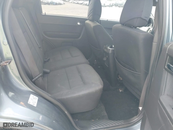 2011 Ford Escape XLT with VIN 1FMCU9DG9BKC38929, listed as a IAAI auction lot 41784854 with 216,201 mi miles. Bid and sale history available at carsss.com. Image 8.