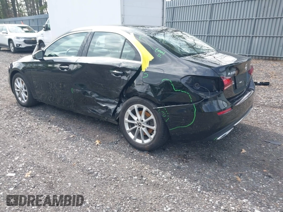 2022 Mercedes-Benz A 220 with VIN W1K3G4FB0NJ342113, listed as a IAAI auction lot 42038686 with 42,150 mi miles and . Bid and sale history available at DreamBid. Image 3.