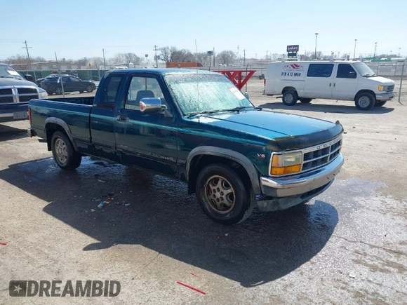 1995 Dodge Dakota z VIN 1B7GL23X3SS144109, wystawiony jako IAAI lot #41767996 z przebiegiem 204 670 mil mil oraz . Historia ofert i sprzedaży dostępna na DreamBid. Obrazek 1.