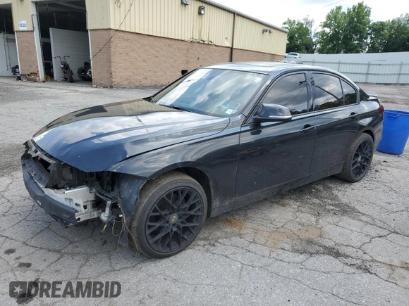 2013 BMW 3 Series 328i xDrive z VIN WBA3B5C51DF593458, wystawiony jako Copart lot #64755635 z przebiegiem 88 820 mil mil oraz Szkoda całkowita • Salvage title. Historia ofert i sprzedaży dostępna na DreamBid. Obrazek 1.