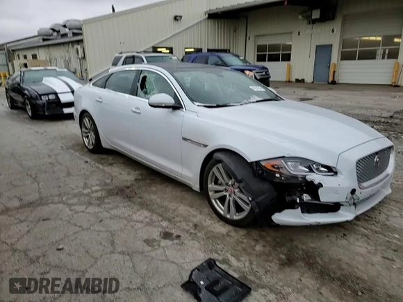 2016 Jaguar XJ Portfolio with VIN SAJWJ2GD2G8V92848, listed as a Copart auction lot 41614745 with 36,650 mi miles and Salvage title. Bid and sale history available at DreamBid. Image 11.