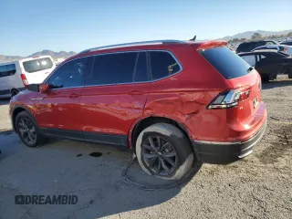 2022 Volkswagen Tiguan SE with VIN 3VV3B7AX9NM033175, listed as a Copart auction lot 88956345 with 39,219 mi miles and Salvage Title. Bid and sale history available at DreamBid. Image 2.