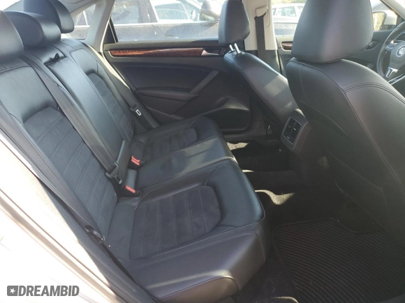 2013 Volkswagen Passat SEL Premium with VIN 1VWCM7A30DC031463, listed as a Copart auction lot 79072744 with 80,251 mi miles and Salvage Title. Bid and sale history available at carsss.com. Image 10.