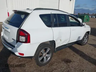 2017 Jeep Compass High Altitude with VIN 1C4NJDEB4HD192984, listed as a IAAI auction lot 41944213 with 128,437 mi miles. Bid and sale history available at carsss.com. Image 4.