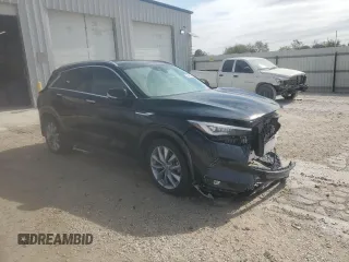 2021 Infiniti QX50 SENSORY with VIN 3PCAJ5CB2MF117484, listed as a Copart auction lot 73342904 with 61,751 mi miles and Salvage Title. Bid and sale history available at carsss.com. Image 4.