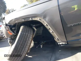 2023 Jeep Grand Cherokee Limited with VIN 1C4RJJBG3P8822047, listed as a IAAI auction lot 41232225 with 39,845 mi miles and . Bid and sale history available at DreamBid. Image 6.