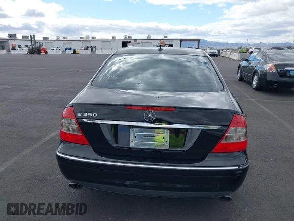 2009 Mercedes-Benz E-Class Luxury 3.5L with VIN WDBUF56X59B431984, listed as a IAAI auction lot 41789645 with 141,331 mi miles. Bid and sale history available at carsss.com. Image 12.