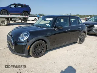 2022 MINI Hardtop 4 Door Cooper z VIN WMW33DK07N2S31091, wystawiony jako Copart lot #76102994 z przebiegiem 14 554 mil mil oraz Szkoda całkowita • Salvage title. Historia ofert i sprzedaży dostępna na DreamBid. Obrazek 1.