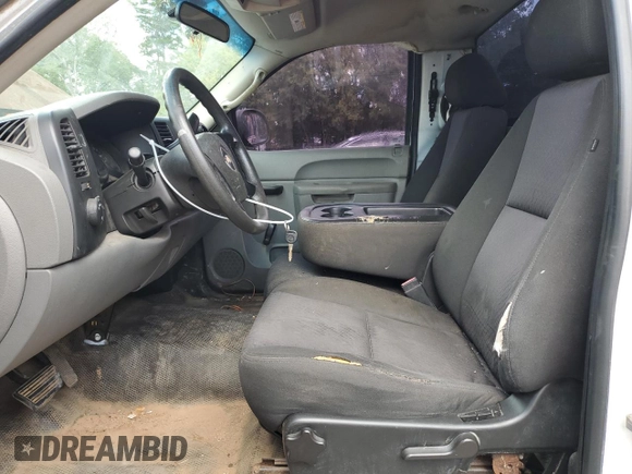 2010 Chevrolet Silverado 1500 Work Truck with VIN 1GCPCPEX0AZ276079, listed as a Copart auction lot 71788714 with 223,736 mi miles and Non Repairable. Bid and sale history available at DreamBid. Image 7.