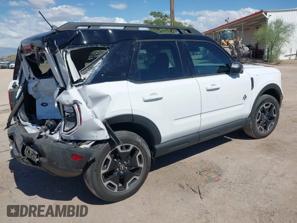 2024 Ford Bronco Sport Outer Banks with VIN 3FMCR9C65RRE03245, listed as a IAAI auction lot 42571723 with 32,918 mi miles and . Bid and sale history available at DreamBid. Image 4.