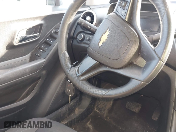 2016 Chevrolet Trax LS with VIN KL7CJKSB7GB634812, listed as a IAAI auction lot 41733679 with 130,654 mi miles. Bid and sale history available at carsss.com. Image 11.