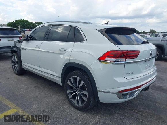 2021 Volkswagen Atlas SEL Premium R-Line with VIN 1V2FE2CA2MC206046, listed as a IAAI auction lot 41547596 with 13,805 mi miles and . Bid and sale history available at DreamBid. Image 3.
