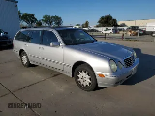 2001 Mercedes-Benz E-Class AWD with VIN WDBJH82J81X061329, listed as a Copart auction lot 50560685 with 0 mi miles and Non Repairable. Bid and sale history available at carsss.com. Image 4.
