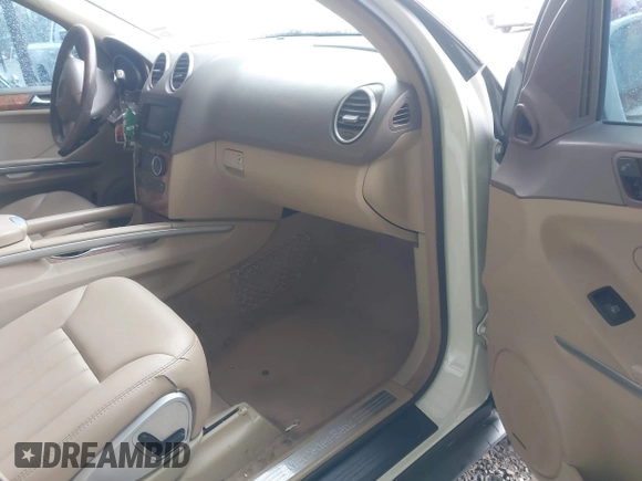 2008 Mercedes-Benz M 350 with VIN 4JGBB86E88A362177, listed as a IAAI auction lot 41979043 with 167,734 mi miles and . Bid and sale history available at DreamBid. Image 5.