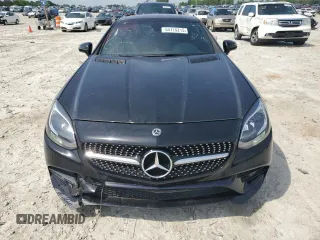 2019 Mercedes-Benz SLC 300 z VIN WDDPK3JAXKF160281, wystawiony jako Copart lot #54115215 z przebiegiem 50 768 mil mil oraz Szkody całkowita. Historia ofert i sprzedaży dostępna na DreamBid. Obrazek 5.