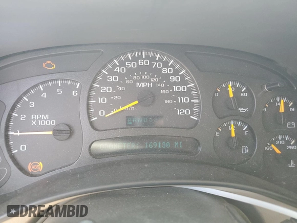 2005 GMC Sierra 1500 SLE z VIN 2GTEK19B151283840, wystawiony jako Copart lot #63854695 z przebiegiem 169 130 mil mil oraz Czysty tytuł • Clean title. Historia ofert i sprzedaży dostępna na DreamBid. Obrazek 9.