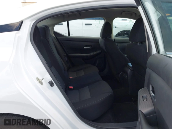 2022 Nissan Sentra SV z VIN 3N1AB8CV7NY287969, wystawiony jako IAAI lot #42501611 z przebiegiem 55 975 mil mil oraz . Historia ofert i sprzedaży dostępna na DreamBid. Obrazek 8.