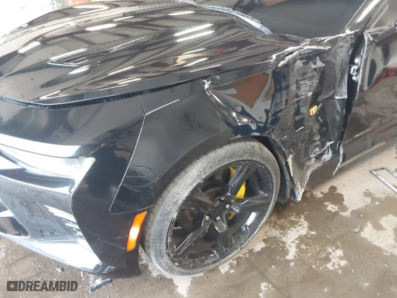 2018 Chevrolet Camaro 1SS with VIN 1G1FF1R75J0191701, listed as a IAAI auction lot 42005031 with 84,458 mi miles. Bid and sale history available at carsss.com. Image 6.